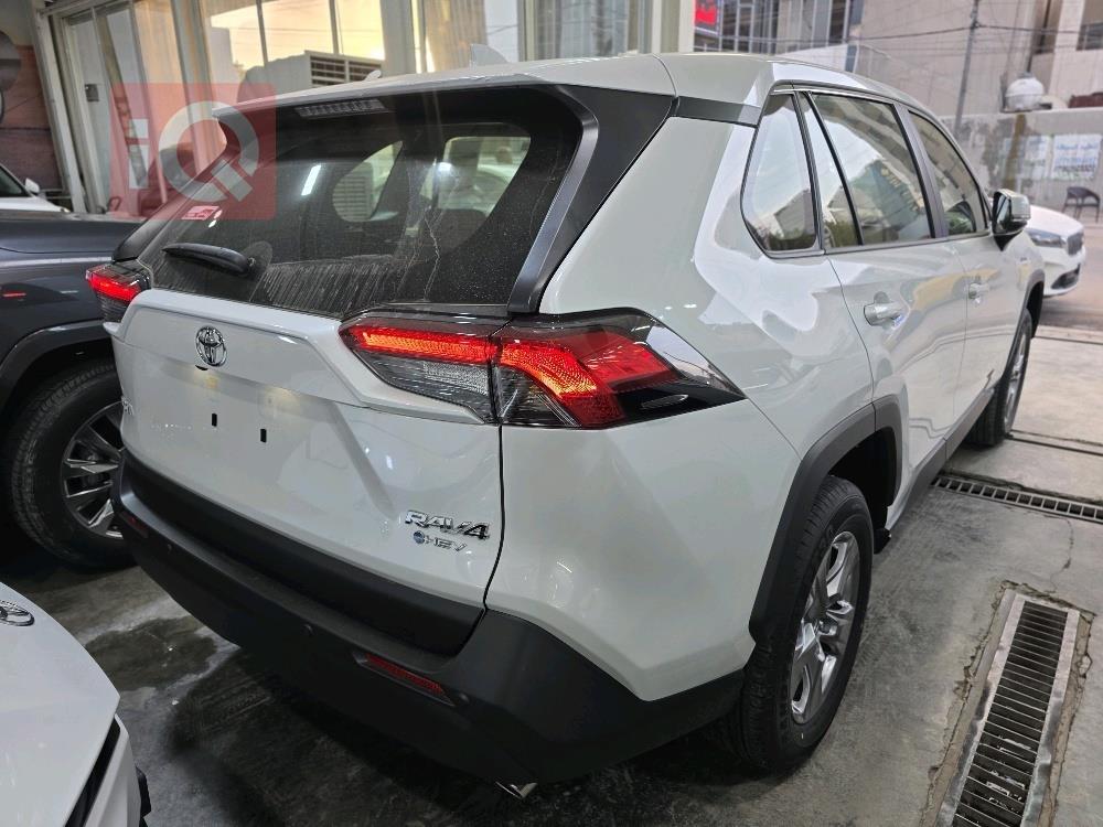 تويوتا راف 4